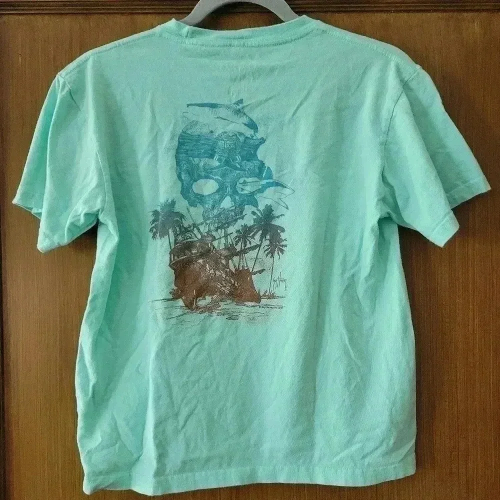 Guy Harvey fishing shirt Size M